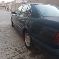 بي إم دبليو ٥٢٥ • موديل ١٩٩١ • رقم النجف