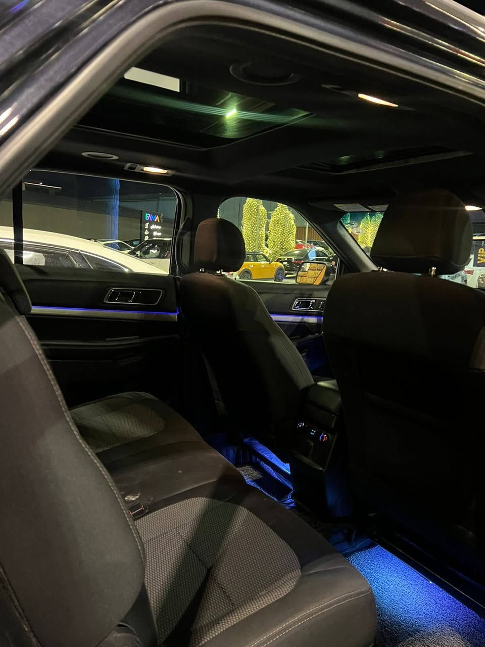 Explorer 2017xlt full 
150km
2 parcha sibg Ger u makina u hami b shart galak paqj u lekdaya
Panorama basma u shagal tabrid markazi shasha lams dargah raqam sri koshn hitar 4wd tahdid sor3a u galak mowasifata bas koshn jid nina
*********** دهوك, العراق
