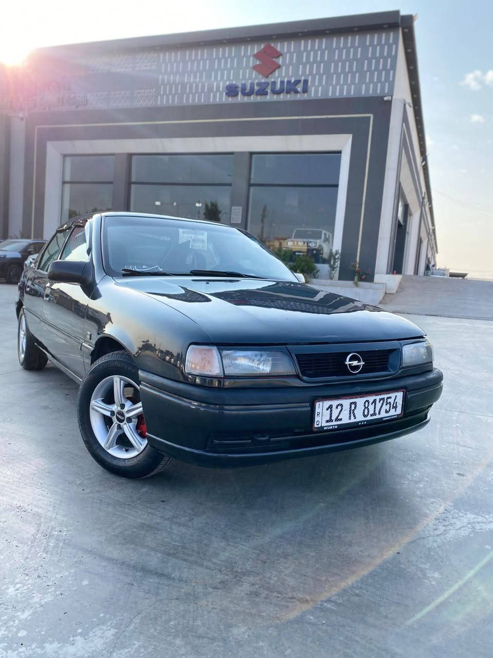 السلام عليكم فيكترا حجم 20 كربون بنزين اني شرعي موديل 93📞 ***********
