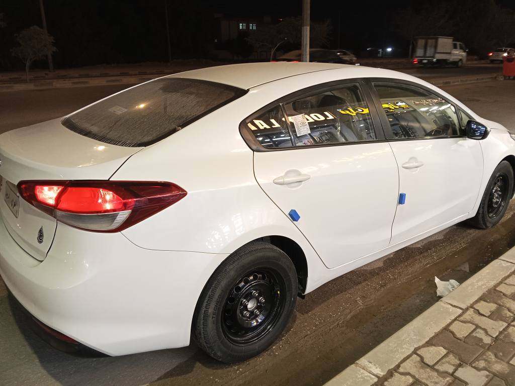 سيراتو 17 كفالة ماعدا بارد قليل رقم اربيل قديم بسم شركه جديده السياره   محرك الف او ستميه  مكان نجف سعر 130او بيها مجال *********** النجف, العراق
