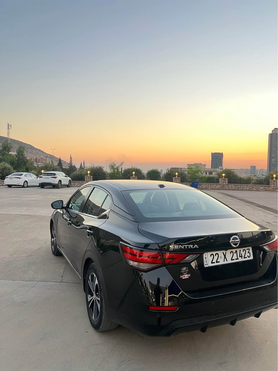 نيسان سينترا 2023 موصفاتsv
بونيد جملغ صبغ
رقم سنوي جديد
80kmرويشتوه
تيبيني/ توزي بدنه ي بيشه وه هه يه 
راد و به ردي كزوز ب شه رت 
تحويل و وكاله ب شه رت
نمونه يه له جواني سيارة
سعر127مجال
واتس اب *********** اكر, نينوى

