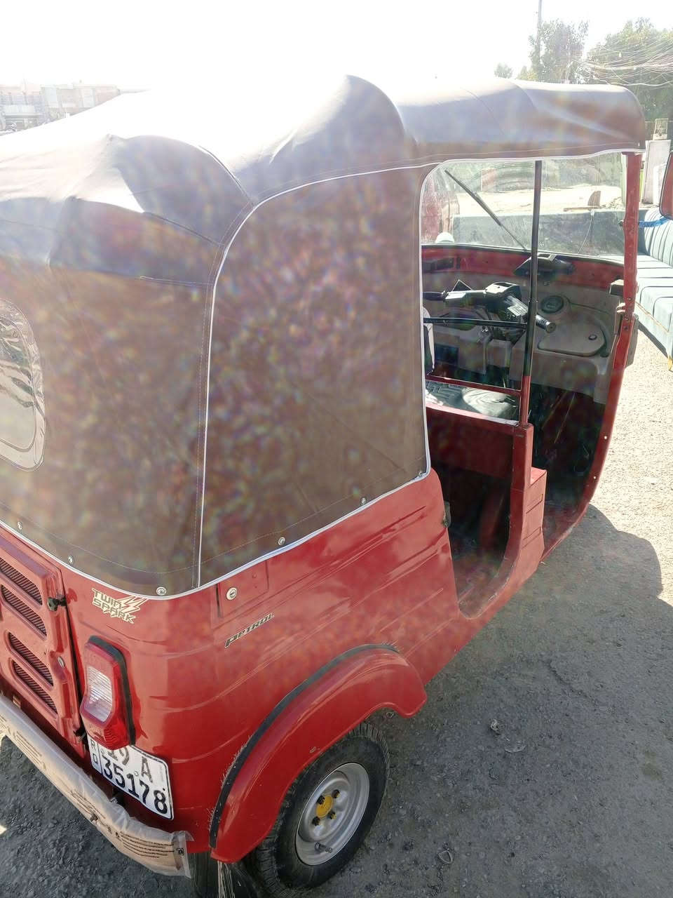 موديل 18 رقم كربلاءمشروع وطني تحويل بالوقت الي يناسبك وين مايعجبك مكاني بغداد الشعب شارع الصحة  معمر تعمير كامل مصبوغة عام محرك گير أكسل مكفول من التنقيص ومن اي خلل تخم تايرات جدد كهربائيات كاملة ومكفولة كلة شغال سعر 5.400 وبيها مجال *********** واتساب موجود
