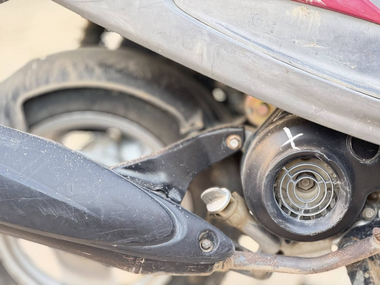 ماكس منغولي للبيع الدراجة شوفة عينك المكينة والشاصي كفالة والدراجة مختمة السعر ٧٠٠ وبيها مجال حگ الجية *********** بي واتسأب
