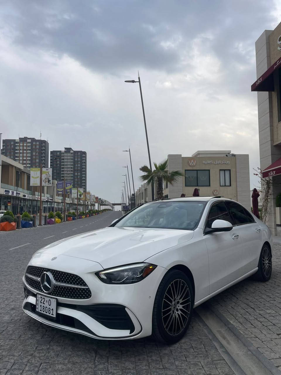 مرسيدس للبيع موديل 2024
الفئه • C300 
المواصفات فول 1 على 1
لون ابيض
حادثها راس البونيد
ايرباك راجع سستم من الشركه
ماشية اقل من 30 الف
سعر 31500
تواصل ‏‪0773 110 9788‬‏
