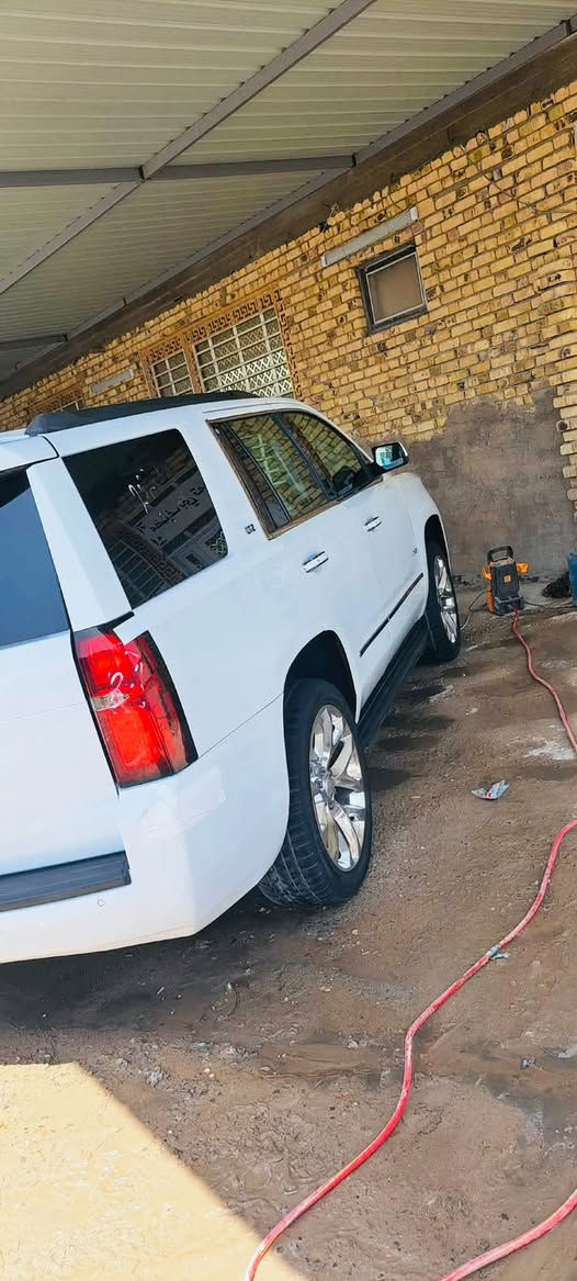 سلام عليكم للبيع شوفرليت تاهو 2019 امريكي LS رقم بغداد الجديد باسمي  سياره بيهي بيبان ثنين ووشبر على الجاملغ الخلفي وشبر الامامي شويه بدون ضربه قويه كير ميكنه حداديه تبريد مشروطات سياره ويل ٢٢ تراي جديد وين ما تريد السعر 240 مكاني نجف الاستفسار والتواصل على الرقم ***********
***********
