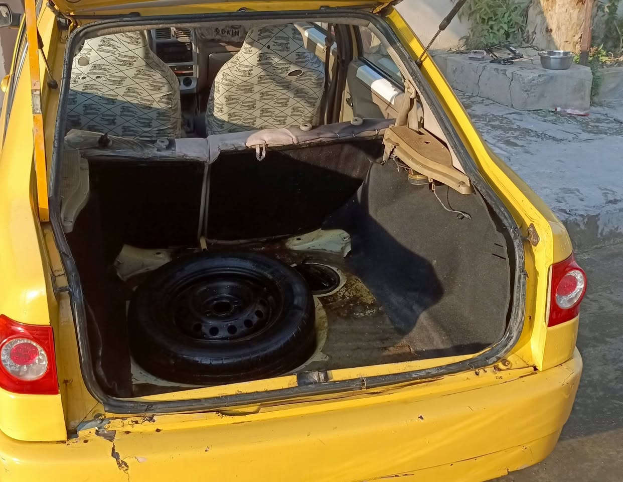 السلام عليكم اكوين للبيع موديل 2010كير ومحرك شرط الهيئة 70 ألف ع مشتري غرامه صفر كابون بانزين بيها أتريد تحويل أو وكاله السنوية مشروع وطني الى2023 اتحول بل موصل 23 وبيها مجال  الاتصال ع رقم ***********
