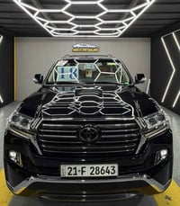 لاندكروز GXR • ٢٠١٨ • ٦٣٠٠٠