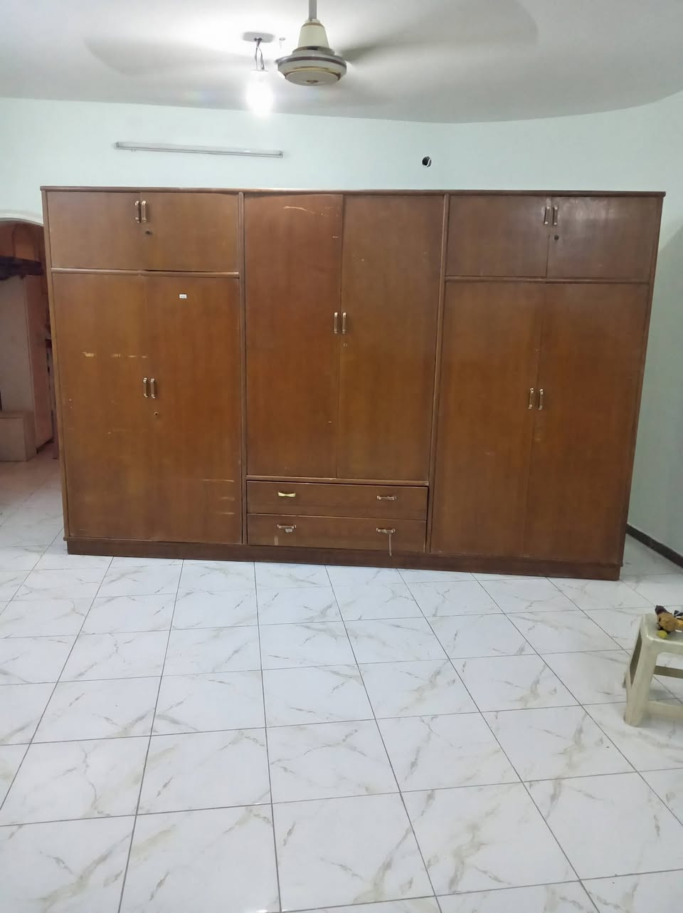 كنتور ٦باب عراقي صاج مال الأول نضيف مكان العامريه شارع المضيف تصال ع هذا الرقم *********** بي واتساب @
