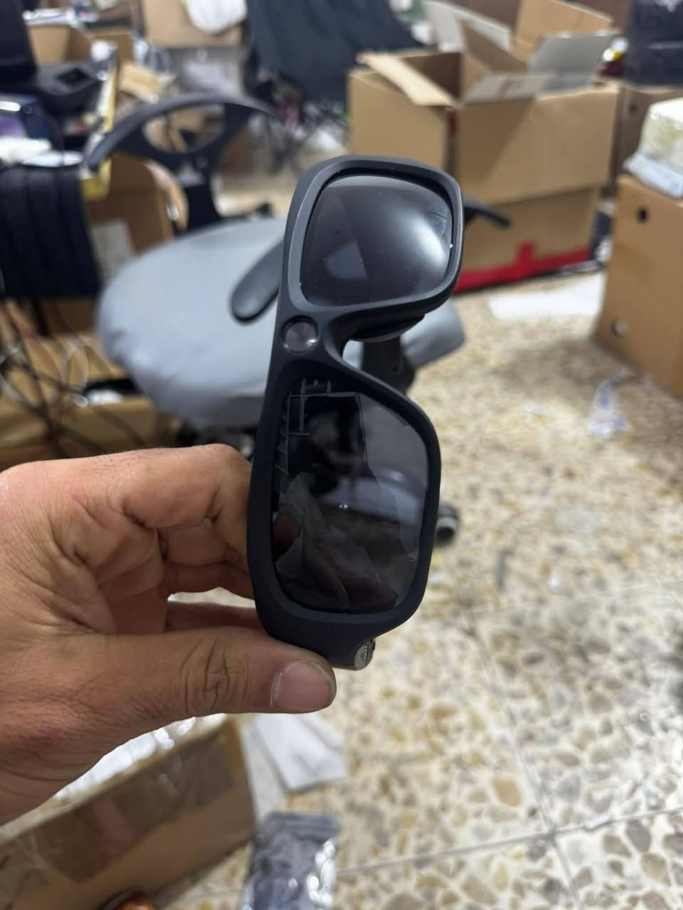 نظارات ام الكاميرا سرية السعر 35 الف تصوير بدقة 4k


**إذا كنت صاحب هذا الإعلان وتريد حذفه لأي سبب، رجاءا أرسل رسالة إلى الدعم الفني**