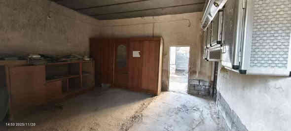 كوفه زرگه
مساحه 125م
طابو زراعي
ثلاث غرف وحمام ومطبخ
توفر ماء +كهرباء+ مدارس ايضا قريب على شارع كربلاء عمود 130
استفسار رقم ***********
سعر منزل 16مليون حلة
