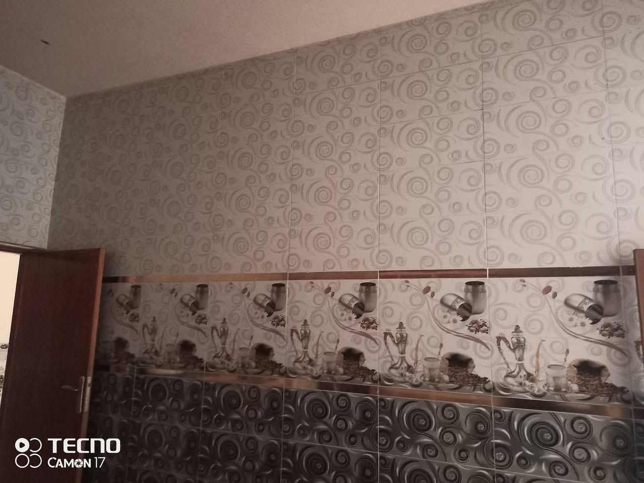 بيت للبيع زراعي مساحه ٢٦٠ م بناء حديث طابق الاول كامل والطابق الثاني هيكل مامسكف الموقع خلف انفنتي مول شارع المولد خدمات كامله موقع جيد جدا وبسعر مناسب جدا ان شاءالله 
اخوكم ابو سدن
عقارات بلدروز بن عريبي
***********
***********
عنوان مكتبنا 
بلدروز حي العصري تقاطع التربيه القديمه شارع حاتم القاضي
@الجميع
