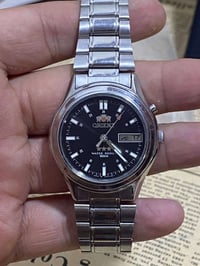 ساعات • للبيع • السعر بالخاص