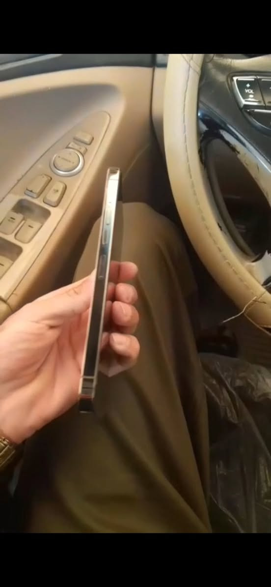 السلام عليكم للبيع ايفون 13 بر ماكس شرط ما مفتوح الجهاز ذاكره 256 خط واحد بيع مستعجل سعر 680 الجهاز نضافه فول 100% ***********
