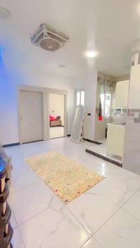 تعويض نقص – سكن طالبات 🌸 📍 خلف مول المنصور شقة مؤثثة: سبالت، كاونتر، س...