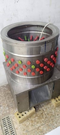 قفص مال دجاج حديد مترتين جديد عدد2 حوض سمك متر ونص جديد نتافه او هلاسه...