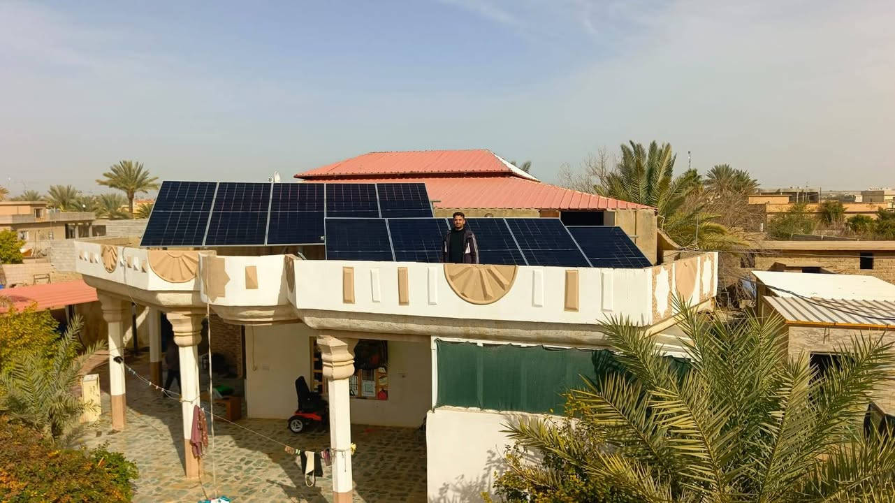 شركة الشروق للطاقة الشمسية النظيفة
👈👈👈👈في كل مكان وزمان 👉👉👉👉
👍🏻اختار ولا تحتار اتصل بنا واترك الباقي علينا 👍🏻

تم بحمد الله تنصيب  منظومة طاقة شمسية نظيفة 
  في محافظة صلاح الدين قضاء العلم قرية ربيضه 

للأستاذ صافي الجاسم 
الف مبارك يستاهل كل خير 

 / الخميس/ 5/ 2 / 2026

 قدرة المنظومة 
👍  14 أمبير ليلي و 20 أمبير نهاري 🔅 💫💥

مكونات المنظومة
بطاريه 15 كيلوواط عدد 1 
اتفيرتر 8 كيلو واط   عدد 1
الواح عدد 10

عاشت ايديكم الكادر المميز
بقيادة الأستاذ ناظم الصحن 
و  الأستاذ عياد الجبوري 

مواد اصليه من ارقى الشركات العالمية 
ضمان حقيقي مع وصل مختوم باسم شركتنا 
صيانة  كادر متخصص في صيانة المظومات بشكل دوري وفي اي وقت  

شركة الشروق للطاقة الشمسية النظيفة مستعدون لشد وتنصيب الطاقة الشمسية خارج وداخل المحافظة وبسعر مناسب جدا 
متوفر منظومات طاقه شمسيه ونقد اقساط عن طريق ماستر كارد او كي كارد الرافدين حصراً 
موبايل 
 استاذ سعيد *********** 
استاذ ناظم ***********
