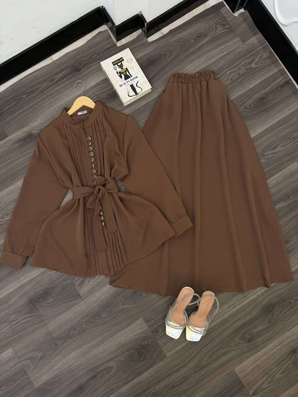 🌹بسم الله الرحمن الرحيم 🌹

آن هہ‌‏ذآ لرزقنآ مـآ لهہ‌‏ مـن نفاد💎
 
الجمال والاناقة كولكشن العيد يبدأ من هنا 

طقم تنوره قطعتين معا حزام منفصل دابل ايطالي دبل كلوش  ترند الموسم كوالتي جداً عالي😍
 
القياسات :38-40-42-44-46-48 

كوالتي عالي الجودة شرط الفحص بوجود المندوب 

#فستان #رمضاني #ملابس #اكسبلور #
#ملابس #نسائيه #احدث #الموديلات #


**إذا كنت صاحب هذا الإعلان وتريد حذفه لأي سبب، رجاءا أرسل رسالة إلى الدعم الفني**