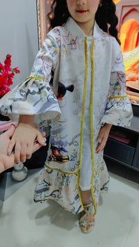 بنات • ٤ قطع • ٧-١٢ سنة