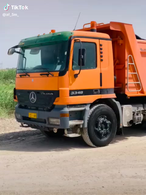 سلام عليكم مرخصت مدير الكروب للبيع موديل 2002 مربوطه 3 لوحات انكليزي
مكينه 8 كير 240 قليج مجموعة جيف رباط 24 كفاله عامه مداور ثاني يوم سعر 5 دفاتر وبيه مجال ورجان المايعجبه سعر لا يعلق ***********
