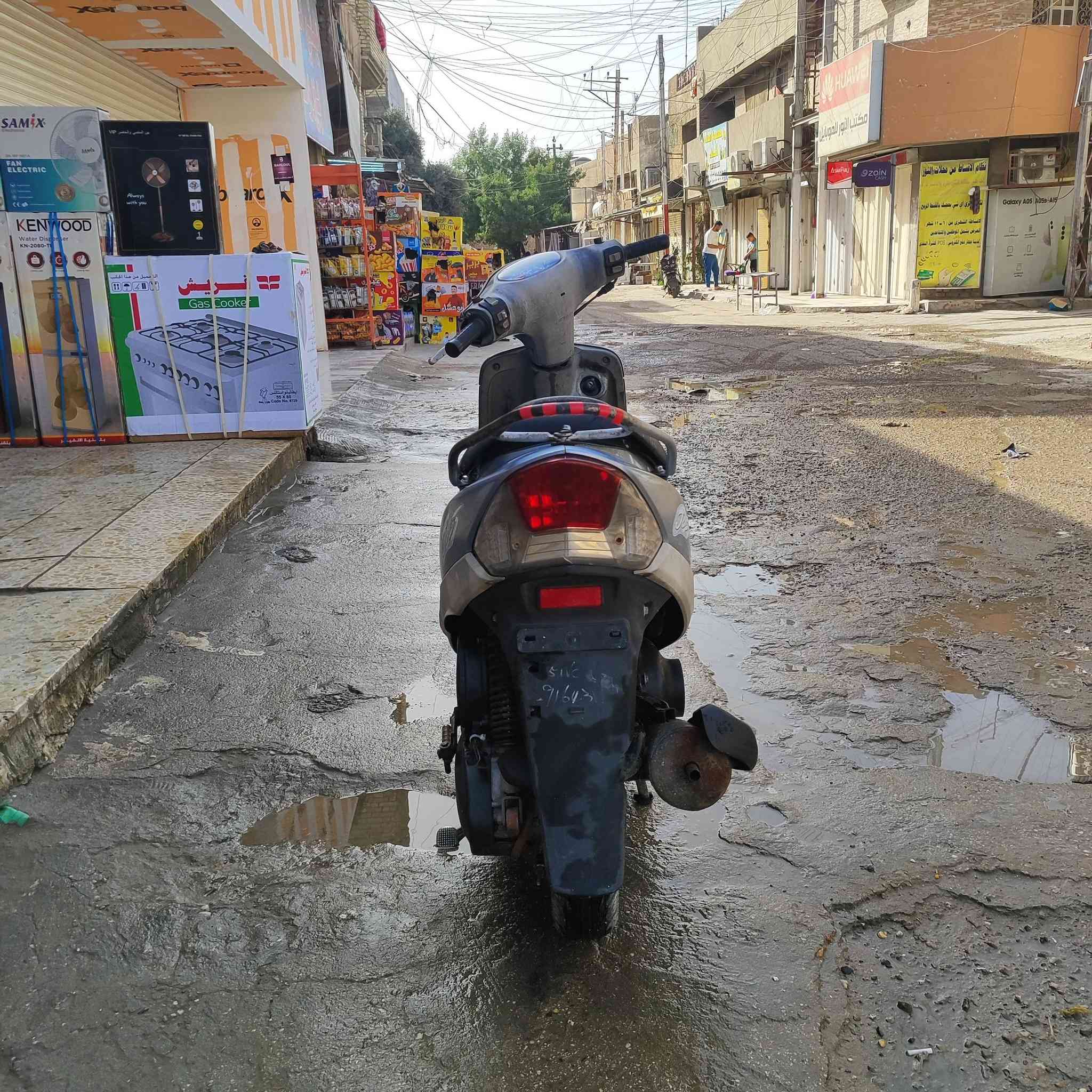 دراجة ماكس منغولي مكفولة من كلشي تجي وتشوفها مراوس او بيع جيب وياك فيتر وفحصها سعر 650 وبيها مجال


**إذا كنت صاحب هذا الإعلان وتريد حذفه لأي سبب، رجاءا أرسل رسالة إلى الدعم الفني**