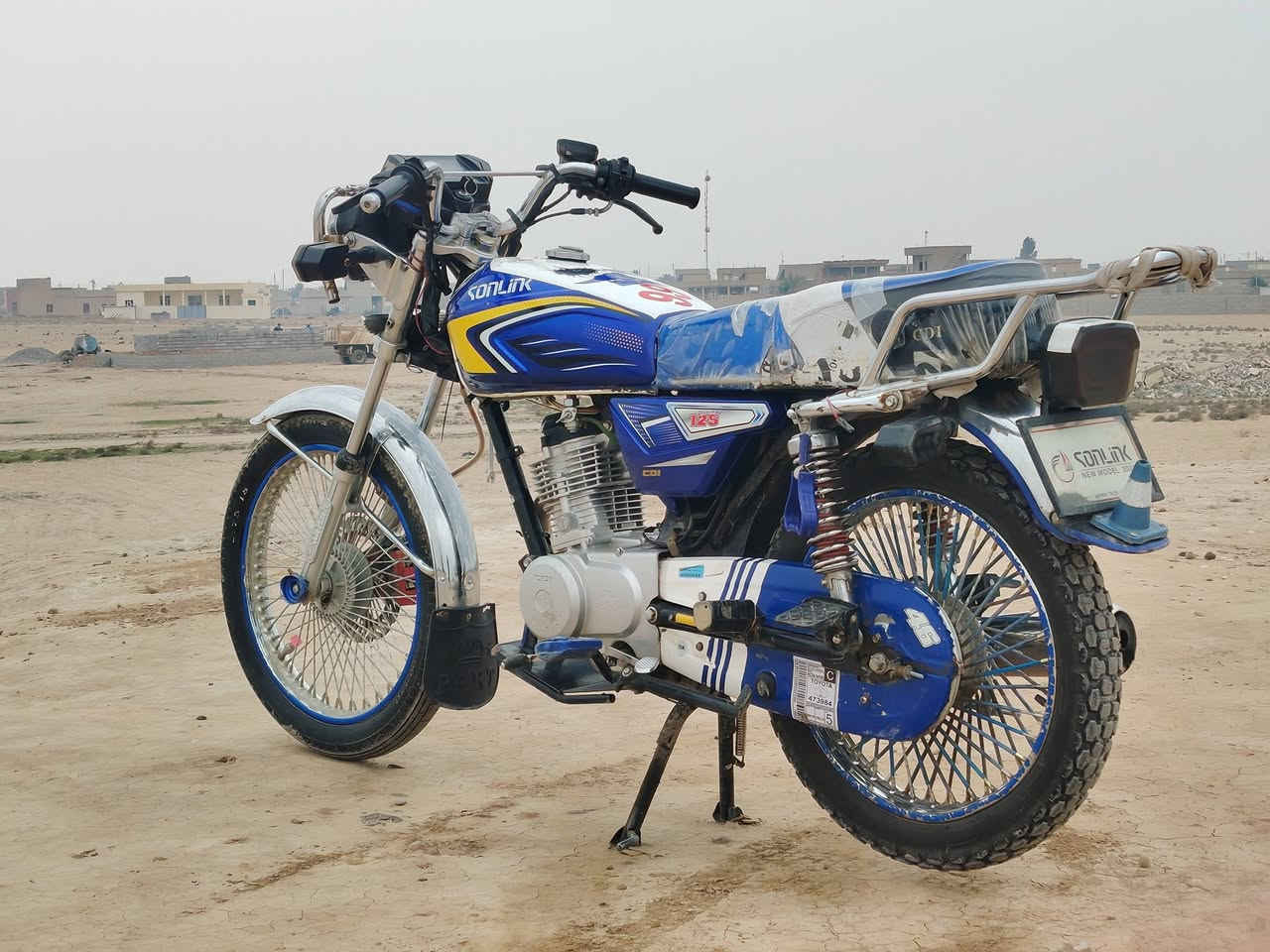 السلام عليكم
موطور سولنك موديل 25 فول مواصفات 

السعر 650 وبي مجال

المكان الشرقاط الساحل الايسر 

هـ***********
