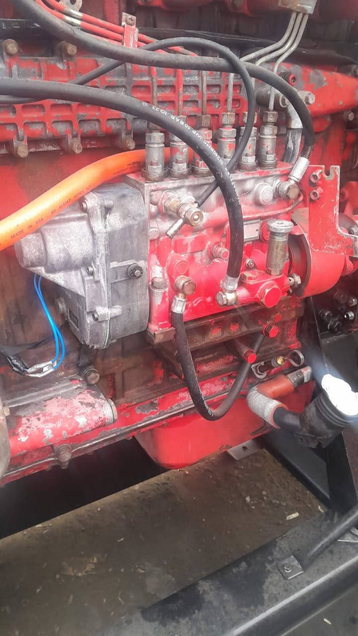 دايو دوزان 6سلندر توليد 300kva بم كهربائي اتصال ***********
***********
