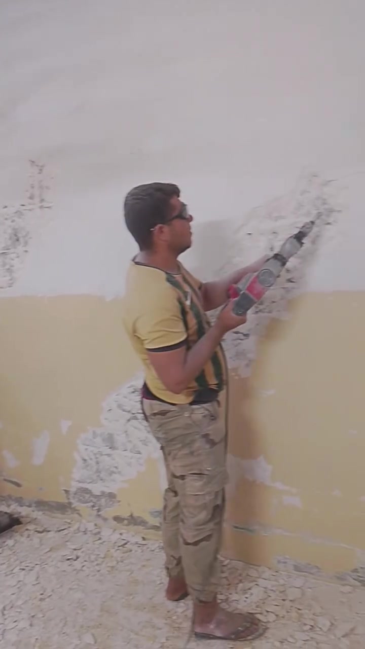 تمت المعالجه احد المنازل
في قرية النصر 
زرع شياش حديد في داخل التشقاقات

تم معالجة /تشققات 
(كما موضح لكم في الفيديو)
العنوان : القياره 
الهاتف :  - ***********
مراسلة: الصفحه
