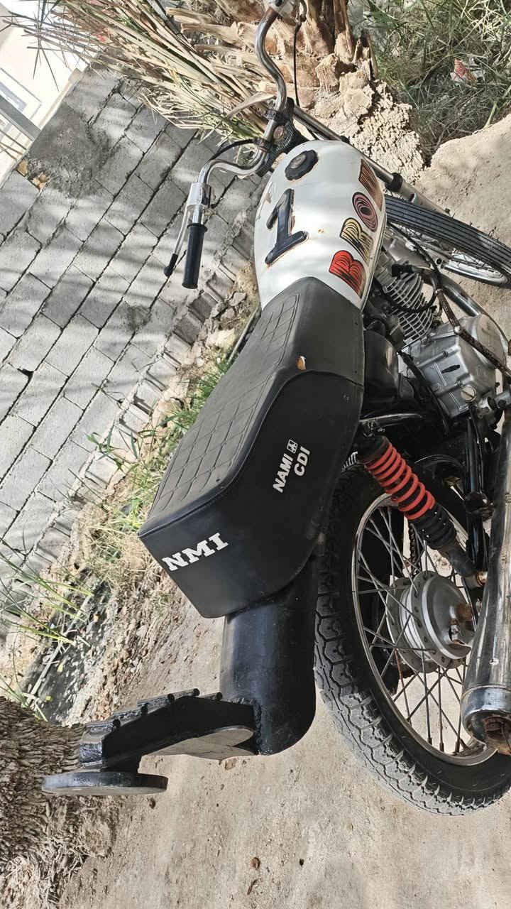 ادوات سيجي نامه موديل 22محرك مامفتوح ولاصبانه عليه قضاء الصادق بني منصور الناحية ***********
