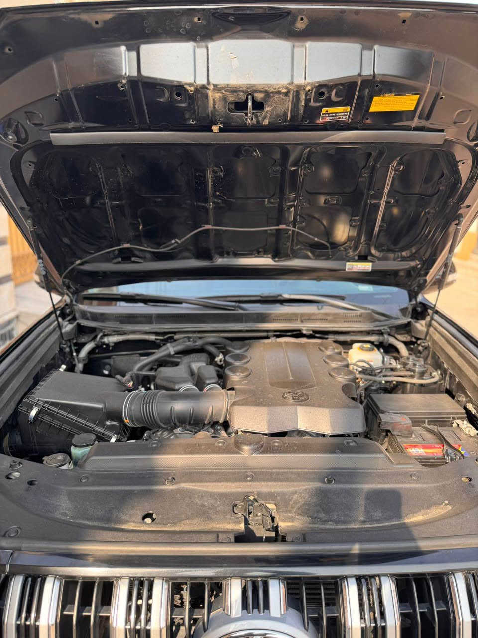 برادو 2022 txs فوول السيارة 

رقم بغداد تحويل مباشر 

ماشيه 54 الف / كم 

كفالة عامة السيارة من البارد والتعديل والصبغ والتبديل 
بيها فقط 3 رصعات ومسحوبات bdr السونار مرفق وي الصور

معروفة مواصفات ال TXS فوول 

مكان السيارة بغداد حي الحسين 

السعر : 445 وبيها مجال بسيط للشراي 

للأستفسار : 
***********
*********** بغداد, العراق
