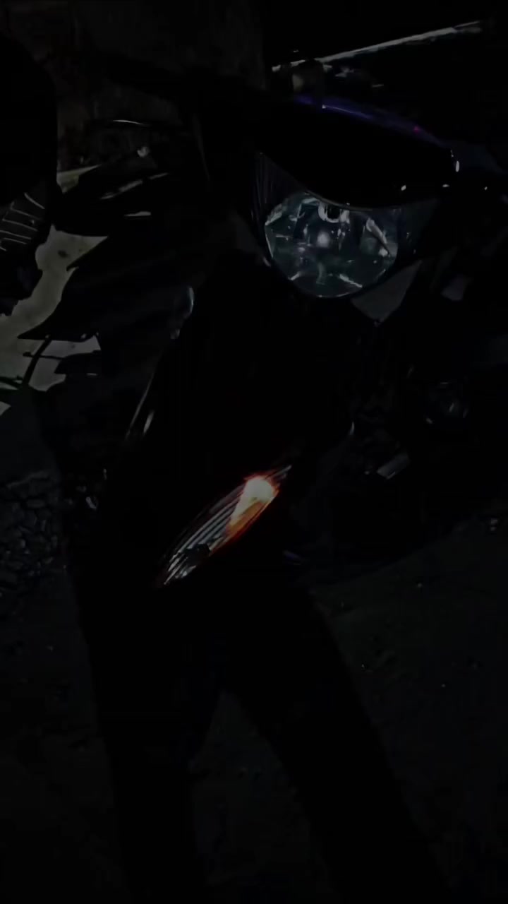 السلام عليكم ماگس عدله للبيع دراجه حاويه نضافه فول شلعه ومعدل ماشيه (7)الف شيال محرك رياضي بلادي كلهاا ختم واحد كفرات سوادات مكينه
سعرهاا مليون و ١٠٠
الشيال سعره ورقتين(YCR)بلادي بلادي
تواصل *********** مكاني ناصريه مركز
