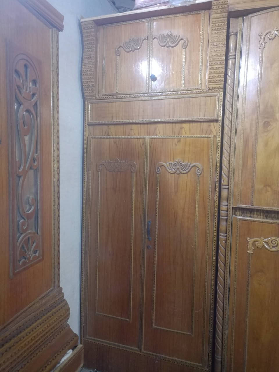 غرفه خشاب للبيع عنوان كربلاء باب بغداد قرب فندق البارون نضيفه نقصه بس قفاله ويدات *********** سعر 750وبيه مجال تصال لو مراسله للحساب
