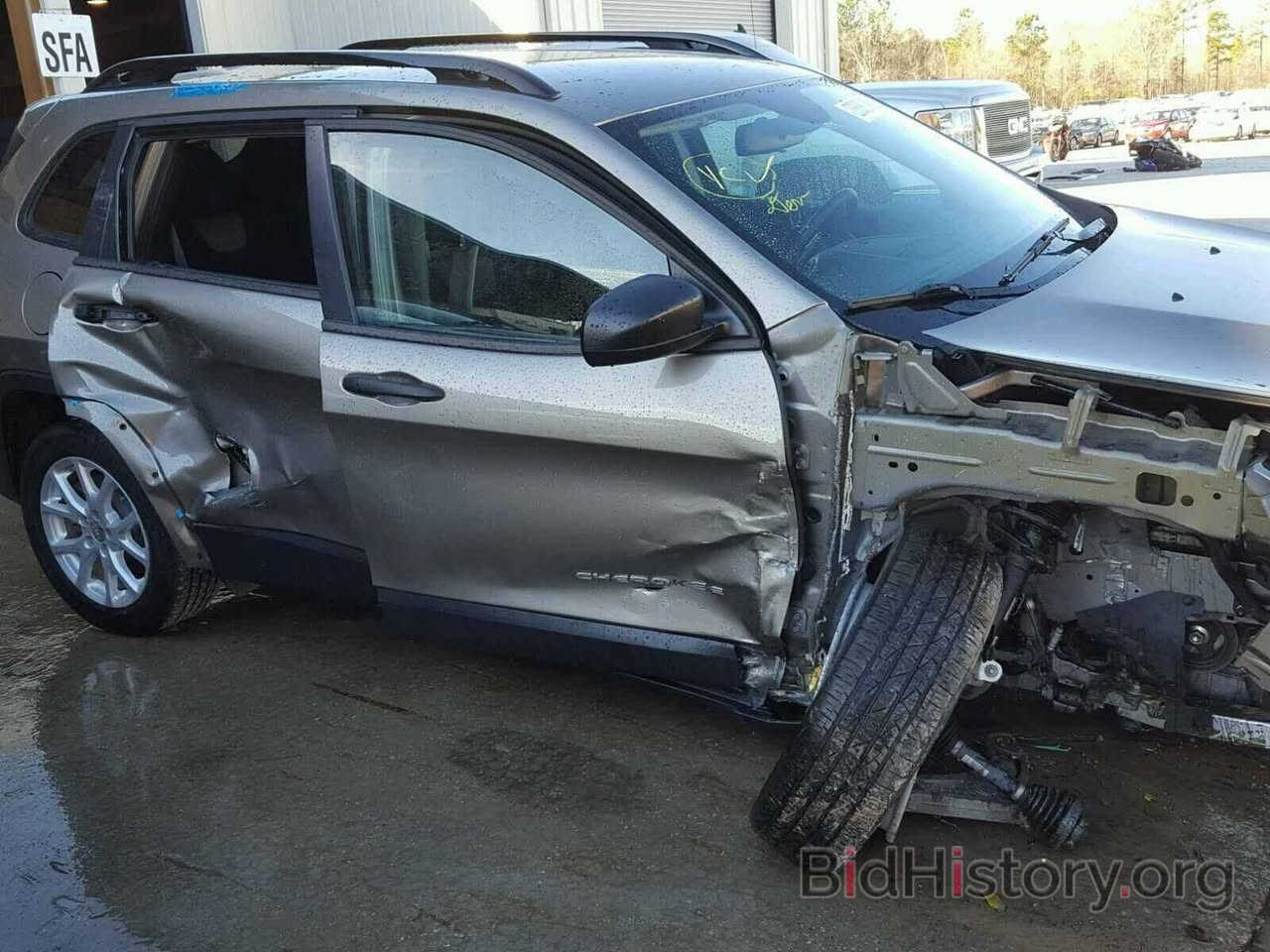 السلام عليكم
جيب بزون 2016 للبيع
حادث خفيف وجانبي
صور الحادث مرفقه بالمنشور
6سلندر 3200
رقم واسط بأسمي مشروع وطني تتحول بغداد
تشغيل عن بعد
سايد بريك بصمه
شاشه كبيره
تبريد قطعتين ثلج
إيقاف ذاتي 
كشنات اماميه تدفئه
تدفئة ستيرن
مثبت سرعه
تحكمات ستيرن جهتين
لايت زنون بلادي عالي ناصي
مكينه گير كفاله
حداديه جيده
السياره استيرادنا من أمريكا 2018 لحد الان يمنا
 السعر💵💰/120 وبيه مجال
مكان السياره/ابو غريب مجمع نجمة بغداد
للاستفسار/***********
