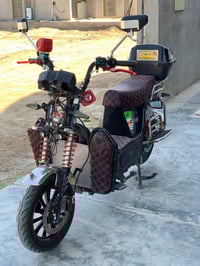 دراجة شحن البيع دراجة مكفوله من كلشي بيه نقص واحد لايت امامي البطاريه ...