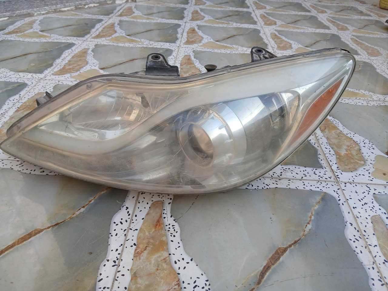 قطع غيار جنسزز اصلي لايت ابو لد الأصلي وبلاجكتور جهت سايق ودبل اصلي كامل مع لوي وبطانه باب الساق ونيكل البنيد ونيكلات باب السائق وبطانه البنيد اغراض اصليه مال شركه ***********
