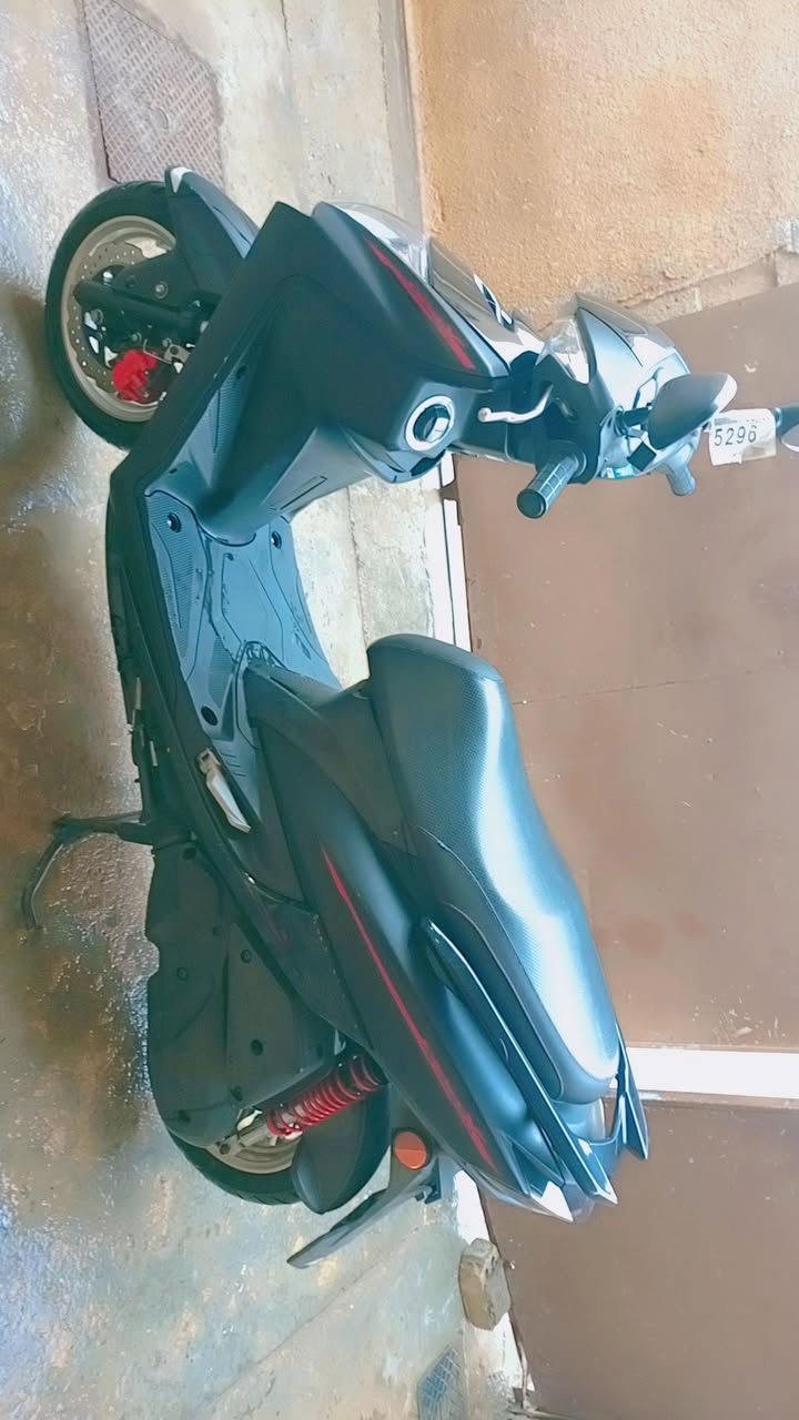 سكنس شمعة ياباني رمبه لوك. دراجة تشتغل 10 ايام و10 طافيه فقط. بلادي الشراي يراسلني خاص او يتصل عالرقم *********** مثل ماواظحه بالفيديو او ادزله صورهه 🤔لون اسود طافي.
