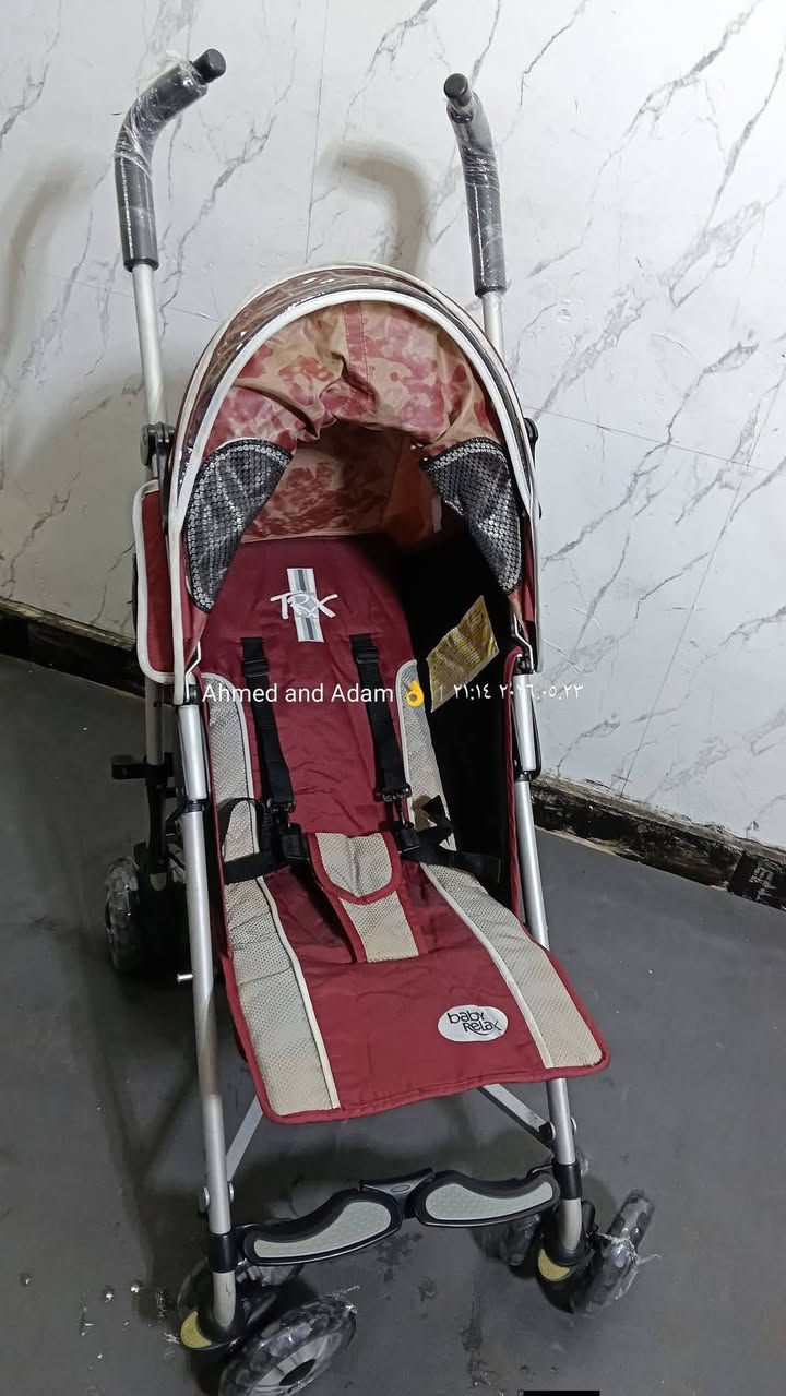 عربيه اطفال عكاز استيراد الخارج 
ماركه baby ralex 
كرسي وشازلونج واسع 
 حزام امان خماسي 
بسكت اسفل العربيه.
متينه جدا ومحمله جدا 
عجل امامي بيلف 360 درجه 
فرامل ممتازه 
شمسيه للحمايه من الشمس


**إذا كنت صاحب هذا الإعلان وتريد حذفه لأي سبب، رجاءا أرسل رسالة إلى الدعم الفني**