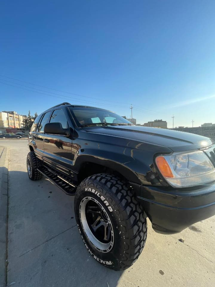 Jeep laredo موديل٢٠٠٠ فول مواسەفات سلایت کوشن جلد کوشن کارەبا فول جەبەلیو فول دەسکاری کراوە ٨ بستۆنە بەشەرتی گیرو مەکینە تازە کامل بویاخی فرن کراوە سەیەرەکە تا حەزکەی جوانە رەقەم دهوکە سەنەوی بەسەر جوە تەحویلو براوەو خرامە بەشەرت سیستەمی خازم داناوە بوی کیشەی بەنزین خواردنیشی نەماوە  ٥٥ گەلاو کەمیک مەعامەلە  ***********
تکایە موشتەری نیت  تەلەفون مەکە 
هەموشتیکم نوسیوە
