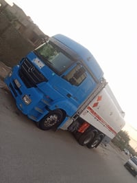 مارسيدس اكسور للبيع  موديل ٢٠١١ حموله ٢٠  تكيال دوره تكيالها سنتين محر...