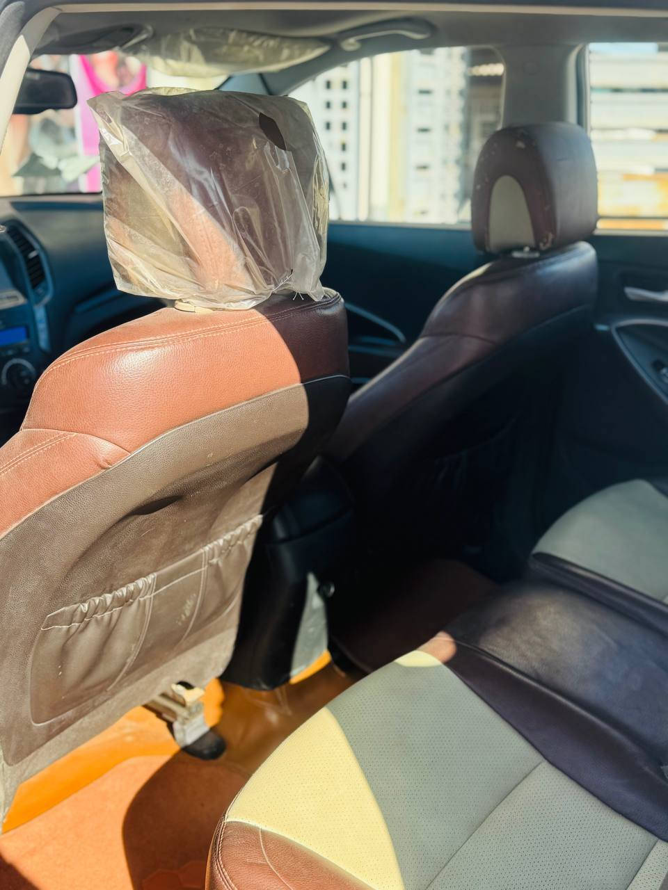 سنتافي خليجي موديل 2015
رقم بابل دولي باسمي تحويل مباشر هزة جديدة
6سلندر(3300)
7 راكب
فول مواصفات
السيارة بالواقع احلى من الصور 
كير ومكينة مكفول على وضع الشركة
ماشية 150 الف كيلومتر
مكفولة كفالة عامة (عدا مكانين بارد مقدار اربع اصابع اصلا ممبينات) والباقي كفالة
مكاني نجف
للاستفسار ‭***********
رقـــم صـاحــب الـســيــارة

 السعر خاص 💰
