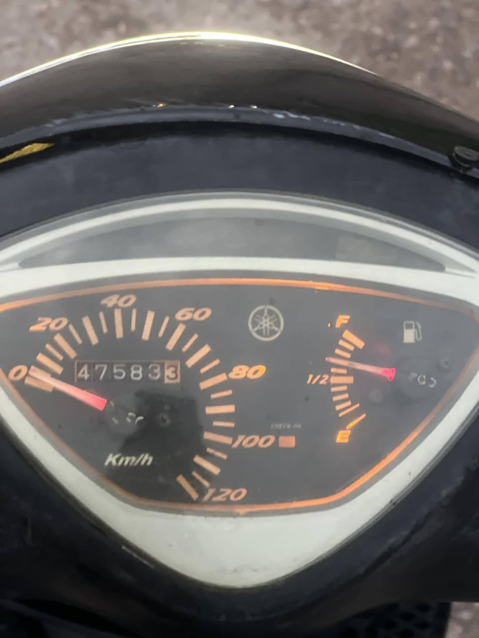 سلام عليكم ورحمة الله وبركاته ماكس عدله لبيع بوشه 55سلف هندردبلات أمامي خلفي شغله بريك أمامي خلفي كلجات رياضي مكان ديالى خانقين مكينه خرشه السعر 525 وبيها مجال بيع مستعجل رقم الهاتف ***********
