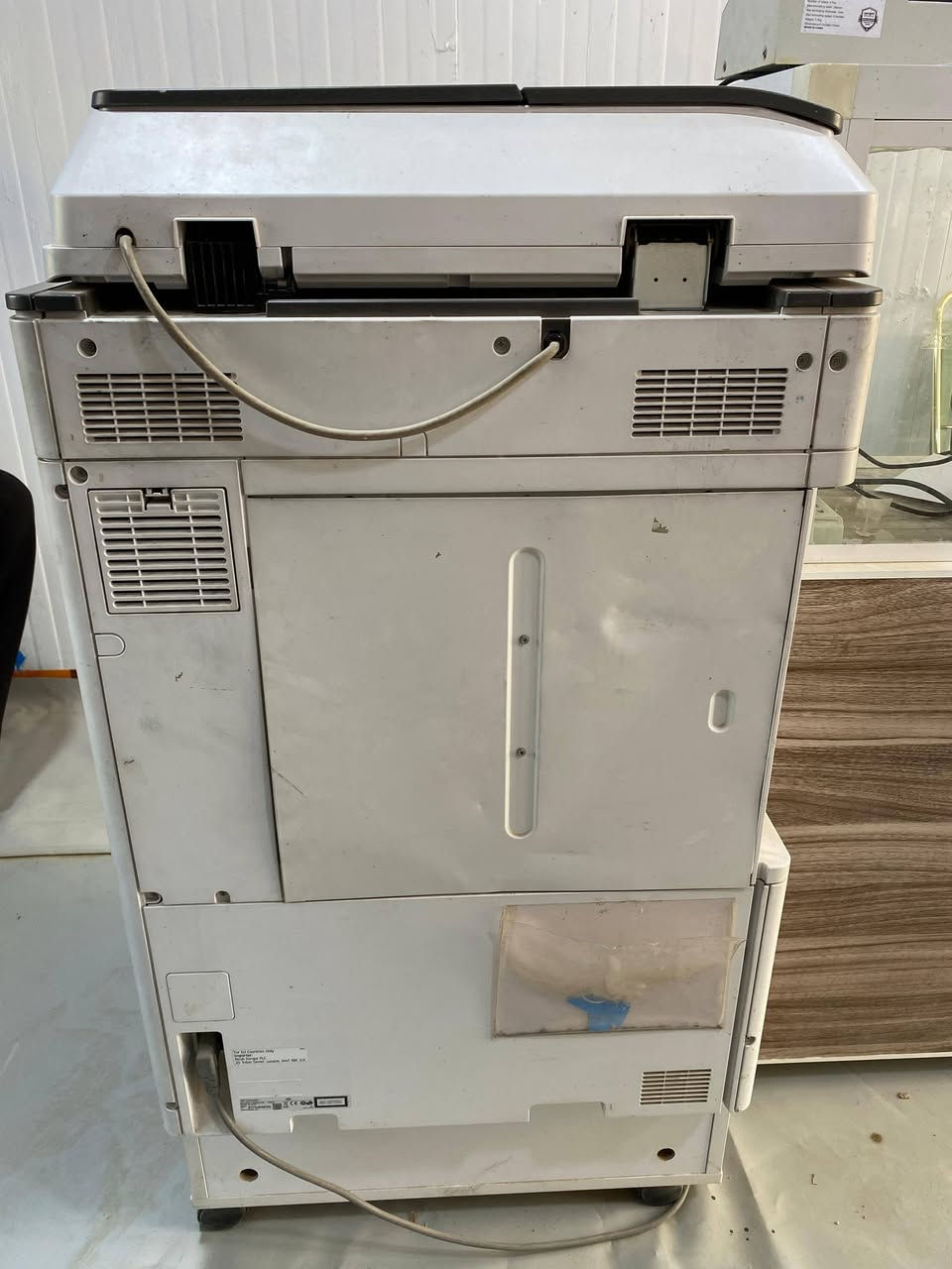 طابعه كامله نقصها بس حبر  سعر  550 وبيها مجال


**إذا كنت صاحب هذا الإعلان وتريد حذفه لأي سبب، رجاءا أرسل رسالة إلى الدعم الفني**