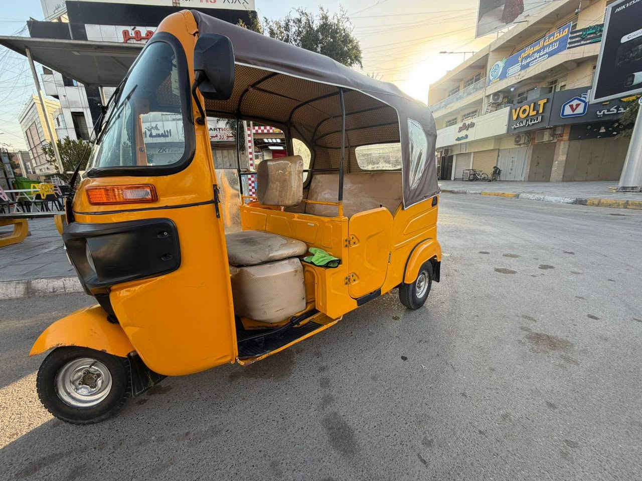 سلام عليكم تكتك ٢٢ نضيفه تكتك كبالك تجي تفحص وتأخذ خير من الله مناقصه شي شراي اتصل وبك خير ودلل (تكتك عليه غرامات ) سعره ٨وربع وبيه مجال *********** متواجد وتساب
