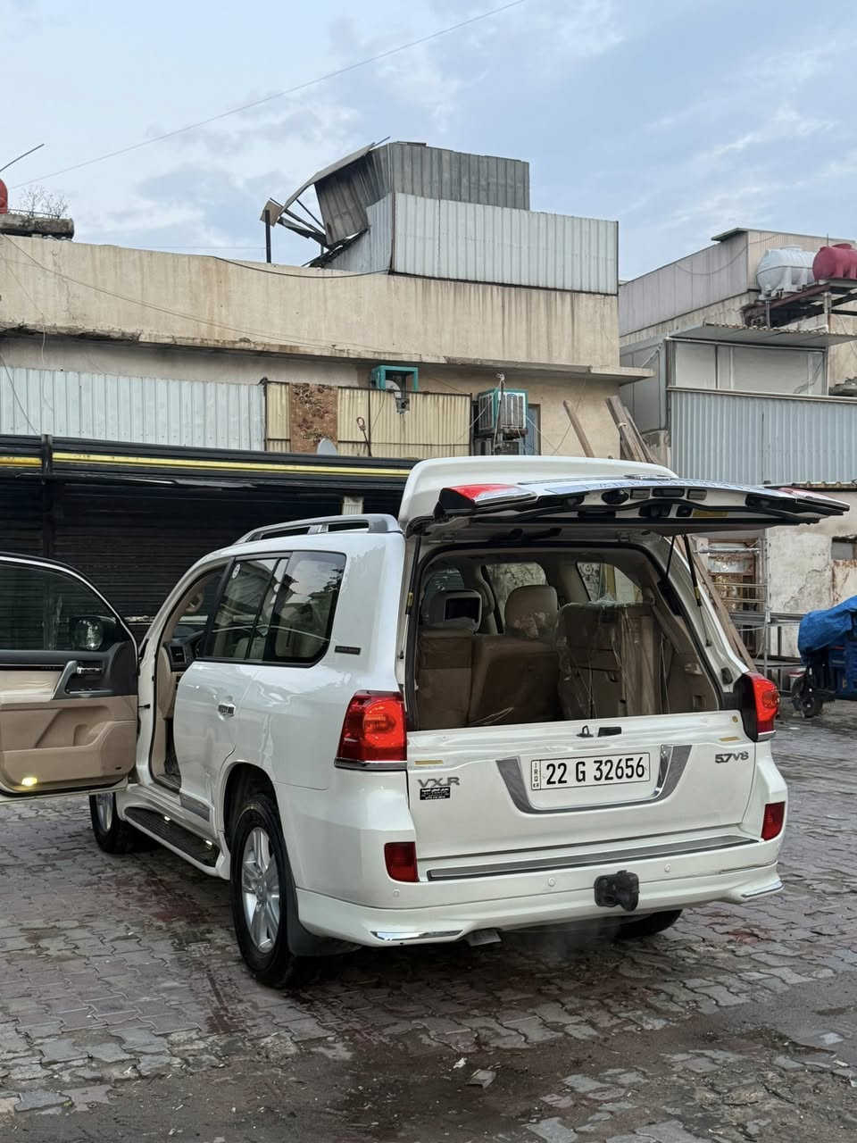 السلام عليكم للبيع لأندكروز موديل 2014
معروضه (370)او بيها مجال VXR رقم اربيل الجديد دولي بسمي تحويل ثاني يوم مكفولة كفاله عامه

فول مواصفات 1/1

حساس امامي

حساس خلفي

بصمه تشغل

بصمه اوبواب

فتحه سلايت

كشنات جلد اصلي

كشن كهرباء اتلاث حركات

محرك V8 

تشغيل عن بعد

8 ايرباك 

زراكات لايت 

مري شفط و قلاب 

مثبت سرعه 

سبعه راكب 

ثلاث قطع تبريد 

تحكمات ستيرن كامله 

4كامرات 

مطفايه حريق 

وباقي مواصفات معروفه. 

اللاستفسار على رقم *********** خاص  مغلق 🔏
