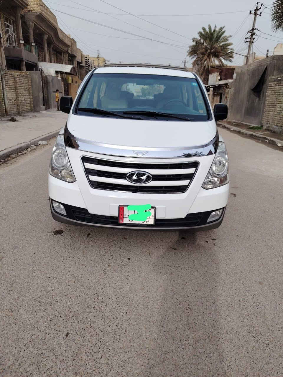 سلام عليكم ستاركس موديل ٢٠٠٩ مكينة وكير وكسن مكفولات مكفولة من صبغ رقم ديالي *********** مكان سيارة بغداد
