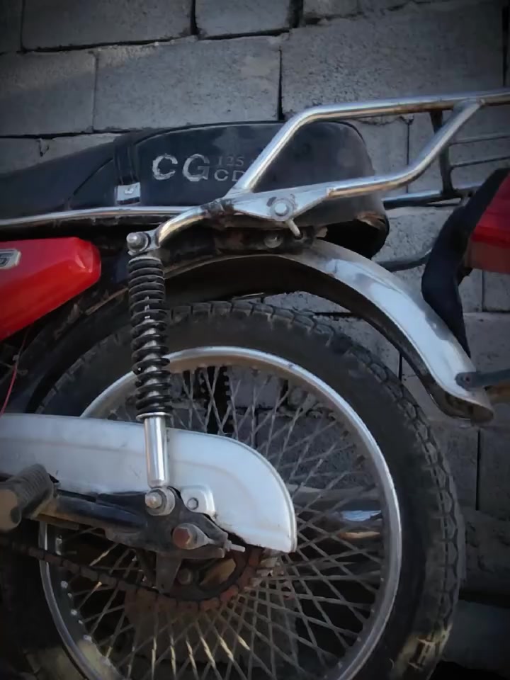 سلام عليكم دراجه ايراني تايكر جبيره دراجه تخبل الله شاهد بس تركته ورجعت عليه اشغل متشتغل طافيه  وقمجي مال كابريتر ما رابطه كابريتر وصخ مكاني بغداد الدوره  سعر 215 بيها مجال رقمي ***********
