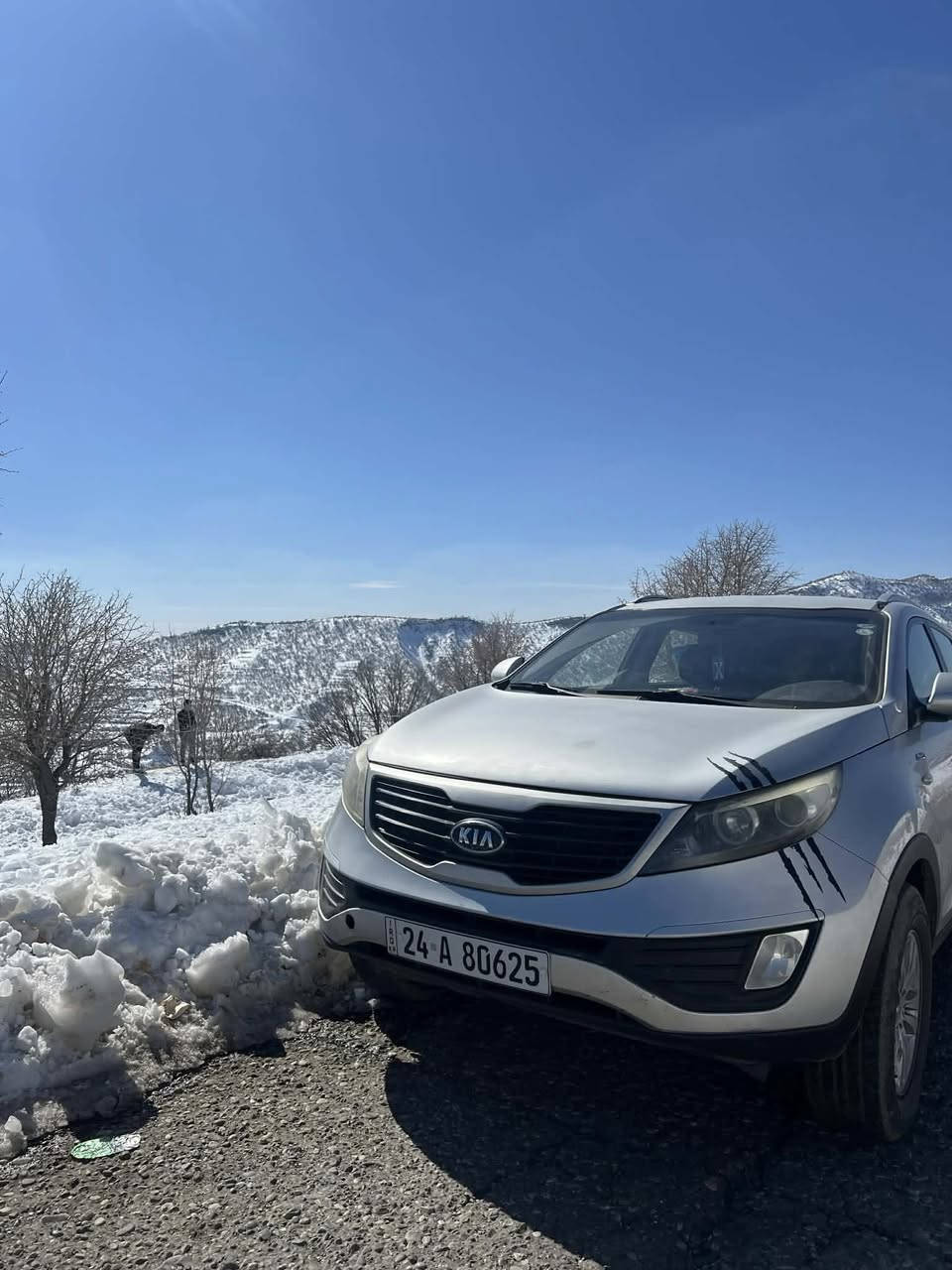 سبوتج 2011
للبيع سبورتج 
2011
بدون حادث بدون ضرر فقط بيها بوند مبدل جارد شويه
رقم دهوك هزه جديد سنويه جديد 
ماشيه105km
سعره راح يكون 136بيها مجال للشراي 
مكاني موصل حي المصارف
للتواصل ***********
***********
