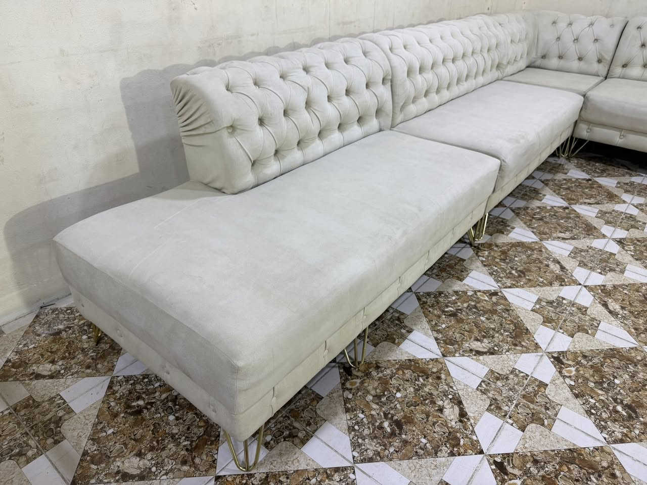 ئةم زاويية 12نةفةريية
بؤفرؤشتن زؤرپاكوبيعيبة 
ژًم***********
