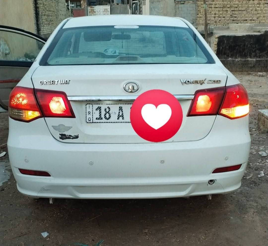 السلام عليكم / للبيع كريت ول فولكس كير عادي باسمي رقم انكليزي بابل حدادية كهربائيات كامله مسجل شاشة ويل عادي اسود السنوية لغاية 2030  مكان السيارة بابل و للتفاصيل اكثر الاتصال على الرقم *********** عمار ابو فضل
