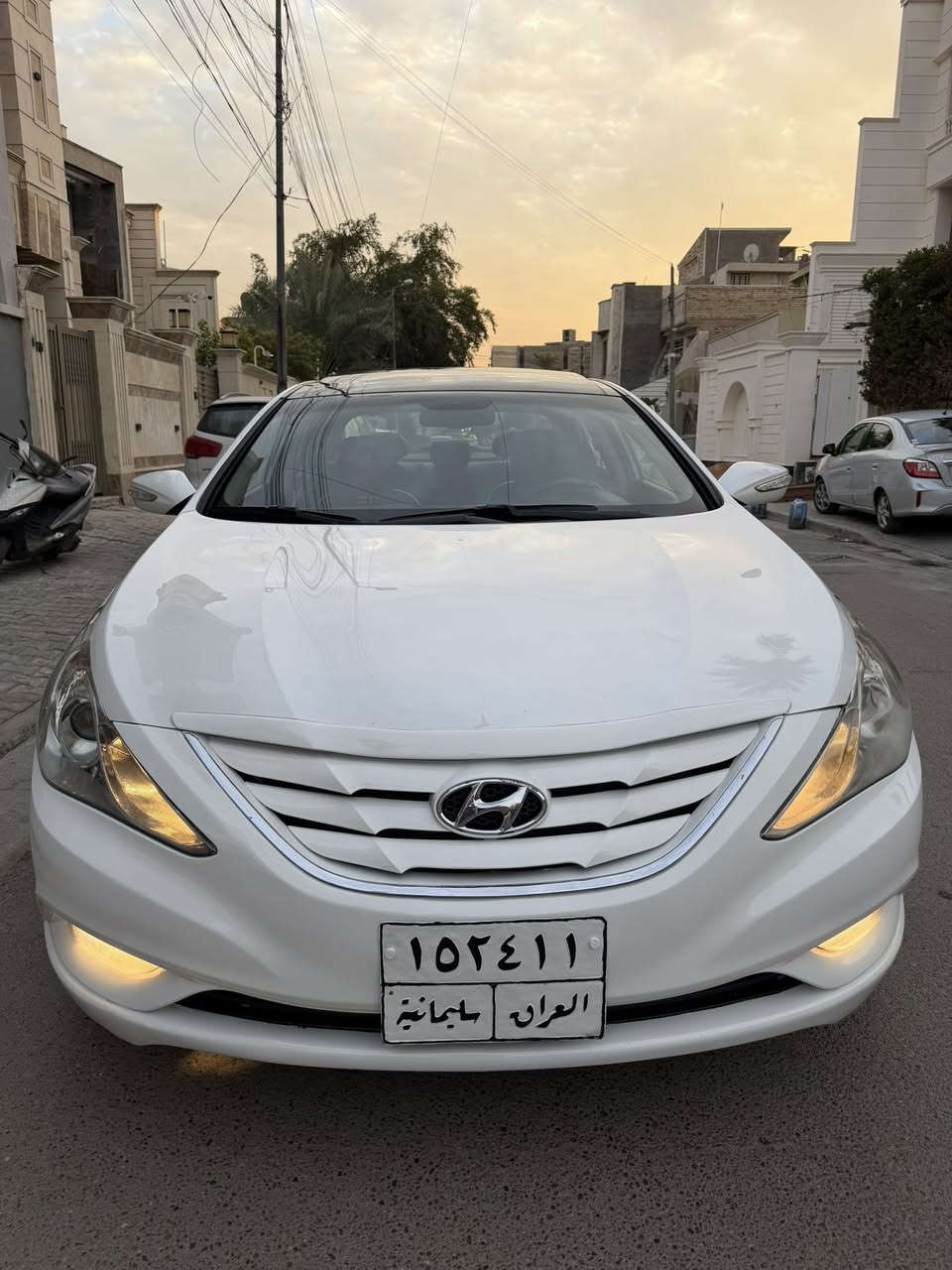 السلام عليكم 
هونداي سوناتا موديل 2011 خليجي مكفولة مكينة 2400 دوش ستيراد خاص فول مواصفات أعله فئه بصمه بانوراما تحكم ستيرن كير بالستيرن شاشه كامرا حساسات خلفيه مري شفط + اشاير بالمري كشن كهرباء بك لايت لد تبريد بيانو لمس نظام ترحيب ثلاث انظمه قيادة بعد بيه هواي مواصفات سيارة احلة من الصور مكفولة من الضرر الصبغ مكينه كير صدر تبريد تدفئة تخم تاير باتري كله جديد كامله بالعافيه عل ياخذها سيارة جديدة رقم سليمانية ثاني يوم تحويل مكان السيارة بغداد الاعظمية سعر 135 وبيه مجال بسيط رقم موبايل ***********
‭0770 308 5731‬
