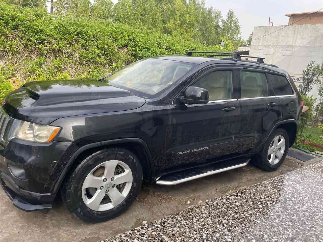 🔥 للبيع جيب شيروكي لمتد 2012 فول مواصفات 🔥

📌 موديل: 2012
📌 الفئة: لمتد (Limited)
📌 المحرك: 3600 سي سي (V6) قوي واقتصادي
📌 الدفع: رباعي (4×4)
📌 ناقل الحركة: أوتوماتيك

✨ المواصفات:
✔️ جلد فاخر
✔️ شاشة + نظام ملاحة
✔️ كاميرا خلفية
✔️ فتحة سقف
✔️ تشغيل بصمة (ستارت)
✔️ تحكم مقود
✔️ حساسات أمامية وخلفية
✔️ تكييف ثلج
✔️ كراسي كهرباء
✔️ مثبت سرعة

🚗 السيارة بحالة ممتازة، استخدام نظيف، جاهزة للاستخدام مباشرة بدون أي صرف

💰 السعر: (140$)
📞 للاتصال: (***********) بغداد, العراق
